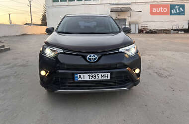 Внедорожник / Кроссовер Toyota RAV4 2016 в Казатине