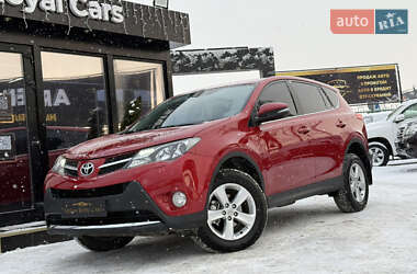 Внедорожник / Кроссовер Toyota RAV4 2013 в 