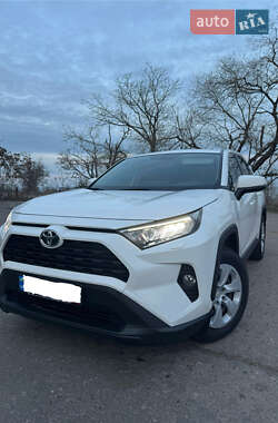 Внедорожник / Кроссовер Toyota RAV4 2020 в Одессе