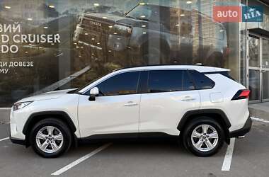 Внедорожник / Кроссовер Toyota RAV4 2021 в Одессе