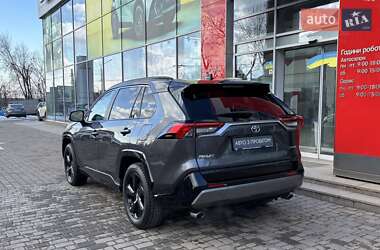 Внедорожник / Кроссовер Toyota RAV4 2019 в Кривом Роге