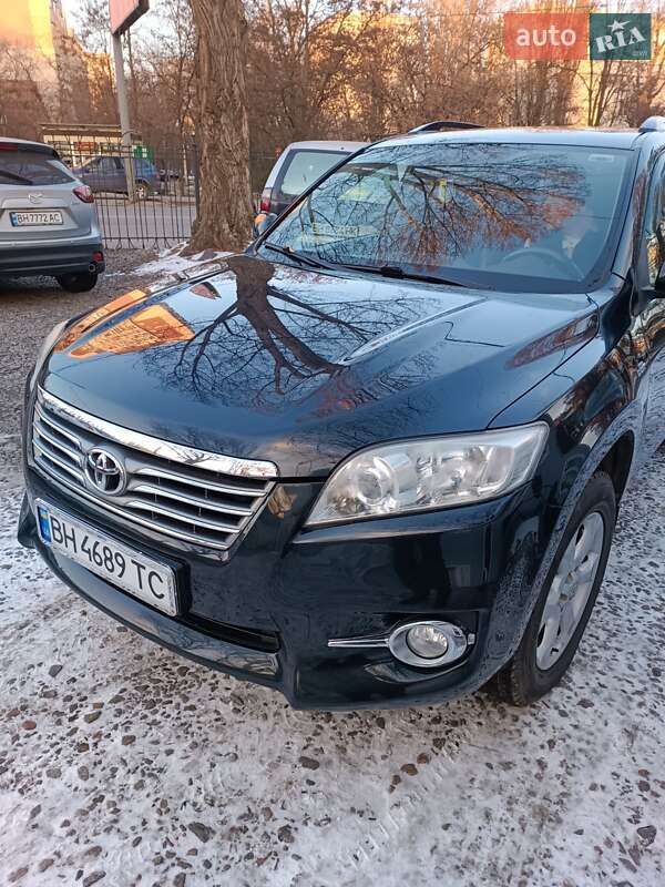 Toyota RAV4 2010