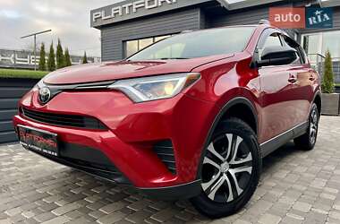 Внедорожник / Кроссовер Toyota RAV4 2017 в Киеве