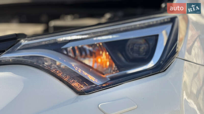 Позашляховик / Кросовер Toyota RAV4 2016 в Костопілі фото 35 Позашляховик / Кросовер Toyota RAV4 2016 в Костопілі