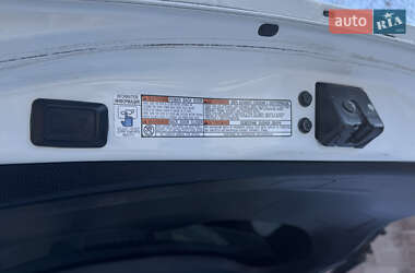 Позашляховик / Кросовер Toyota RAV4 2016 в 