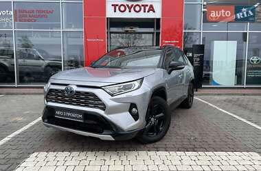 Внедорожник / Кроссовер Toyota RAV4 2020 в Виннице