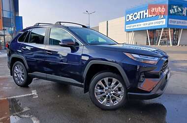 Позашляховик / Кросовер Toyota RAV4 2022 в Києві