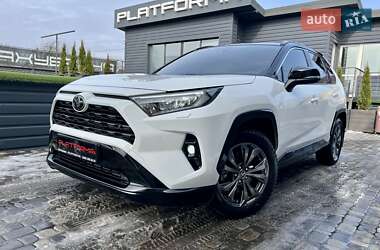 Внедорожник / Кроссовер Toyota RAV4 2023 в Киеве