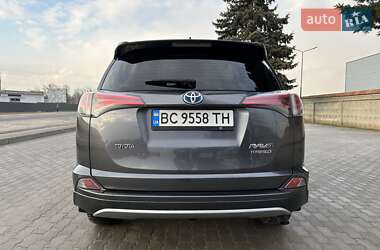 Позашляховик / Кросовер Toyota RAV4 2017 в Радехові