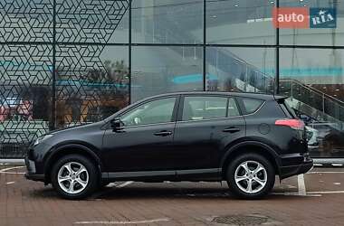 Позашляховик / Кросовер Toyota RAV4 2017 в Києві