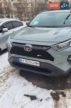 Внедорожник / Кроссовер Toyota RAV4 2019 в Харькове