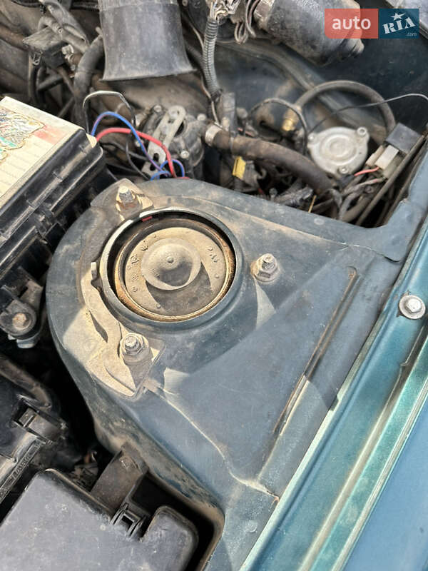 Внедорожник / Кроссовер Toyota RAV4 1995 в Николаеве