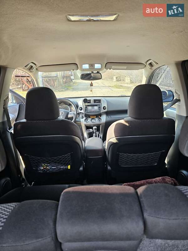 Позашляховик / Кросовер Toyota RAV4 2012 в Звягелі фото 5 Позашляховик / Кросовер Toyota RAV4 2012 в Звягелі