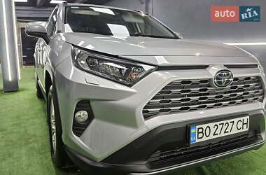 Позашляховик / Кросовер Toyota RAV4 2019 в Тернополі