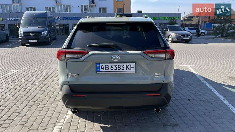 Позашляховик / Кросовер Toyota RAV4 2019 в Вінниці