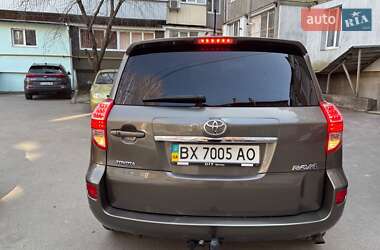 Позашляховик / Кросовер Toyota RAV4 2010 в Хмельницькому