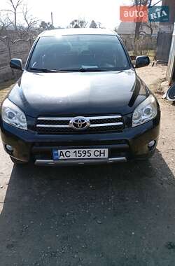 Внедорожник / Кроссовер Toyota RAV4 2008 в Луцке