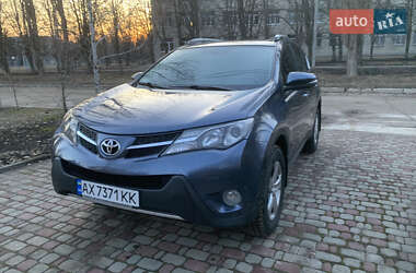 Позашляховик / Кросовер Toyota RAV4 2014 в Харкові