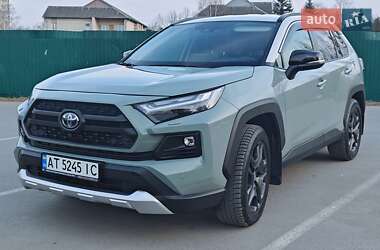 Позашляховик / Кросовер Toyota RAV4 2024 в Івано-Франківську