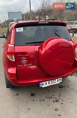 Внедорожник / Кроссовер Toyota RAV4 2007 в 