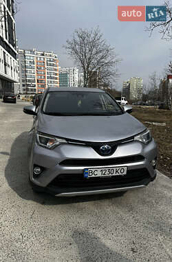 Внедорожник / Кроссовер Toyota RAV4 2015 в Львове