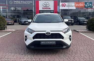 Позашляховик / Кросовер Toyota RAV4 2021 в Хмельницькому