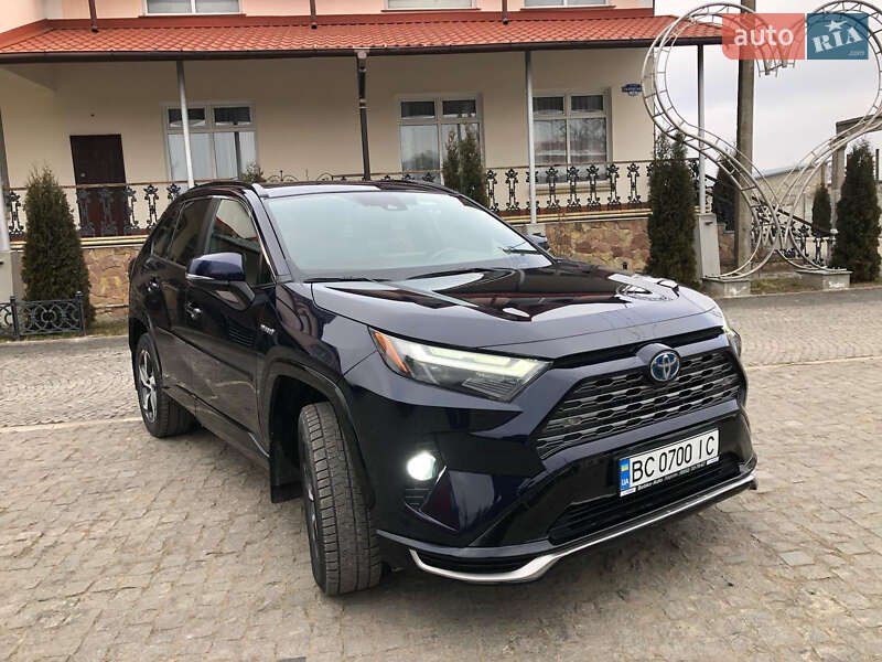 Toyota RAV4 2023