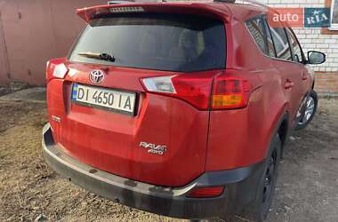 Внедорожник / Кроссовер Toyota RAV4 2015 в 