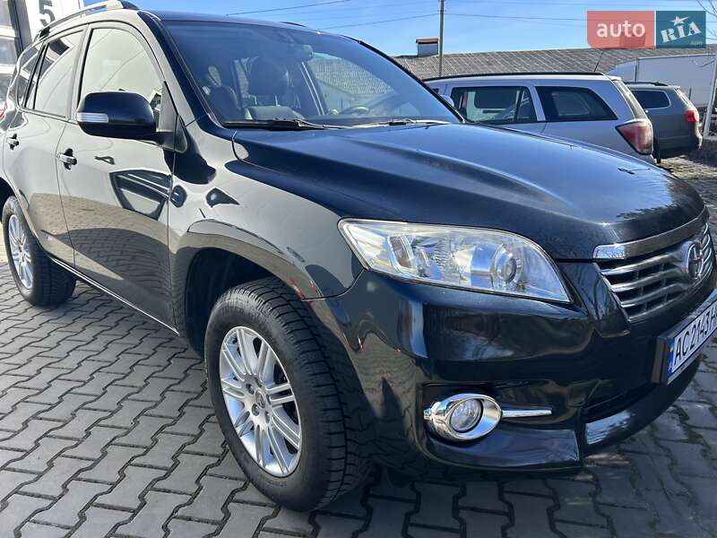 Toyota RAV4 2012