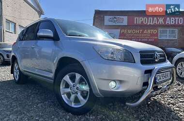 Позашляховик / Кросовер Toyota RAV4 2010 в 