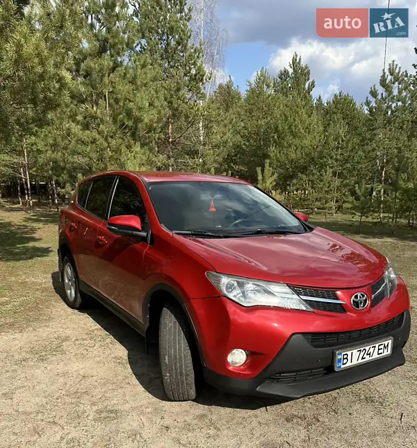 Позашляховик / Кросовер Toyota RAV4 2013 в 