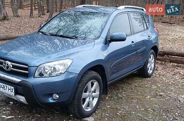 Внедорожник / Кроссовер Toyota RAV4 2007 в 