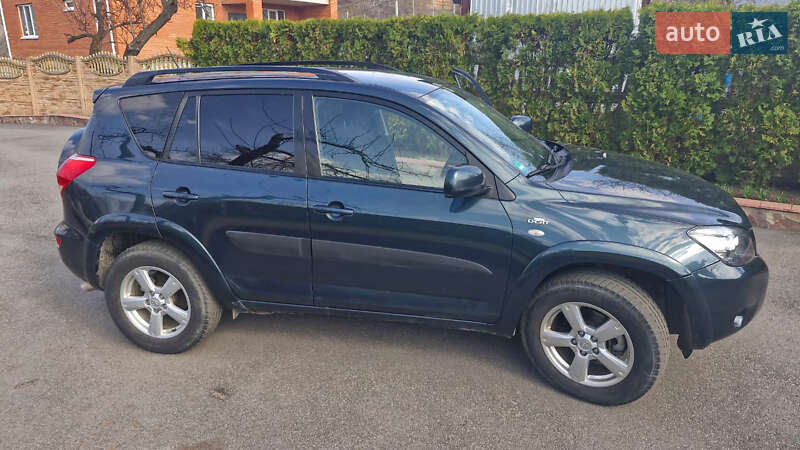 Позашляховик / Кросовер Toyota RAV4 2007 в Білій Церкві