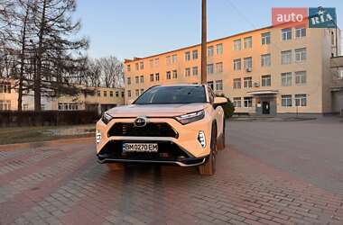 Внедорожник / Кроссовер Toyota RAV4 2021 в 