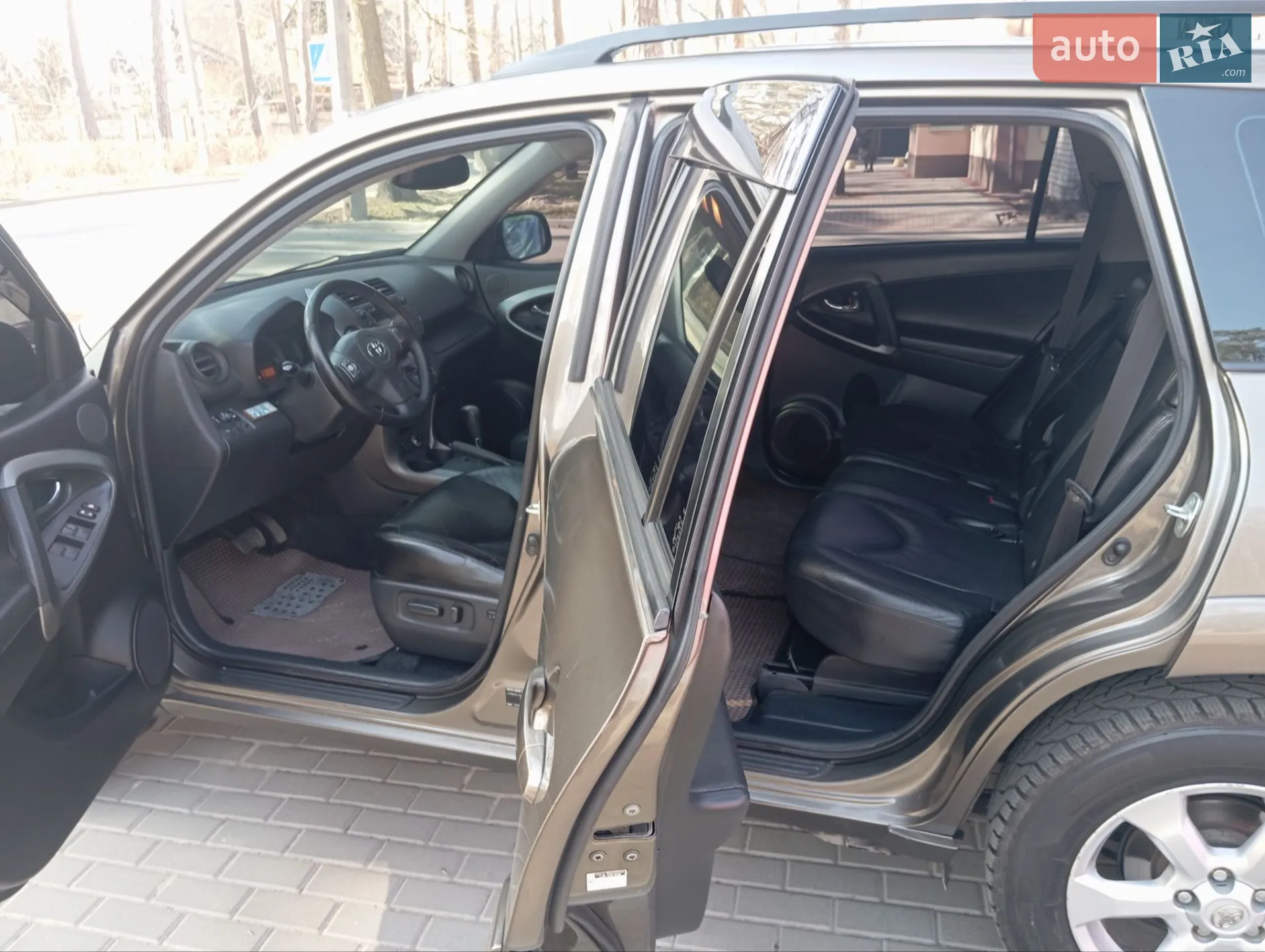 2010 Toyota RAV 4 - мініатюра 34