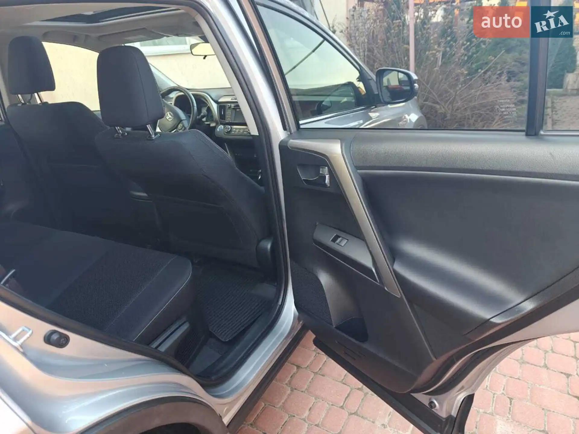 2017 Toyota RAV 4 - мініатюра 17