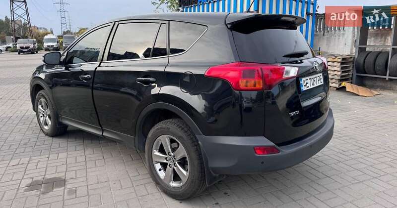 Внедорожник / Кроссовер Toyota RAV4 2015 в Днепре