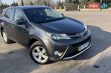 Внедорожник / Кроссовер Toyota RAV4 2014 в Костополе
