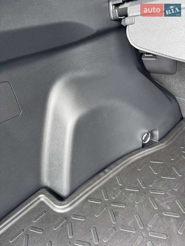 Позашляховик / Кросовер Toyota RAV4 2022 в Вінниці