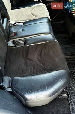 Позашляховик / Кросовер Toyota RAV4 2012 в 