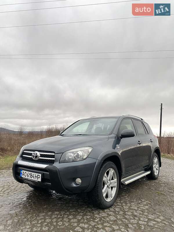 Внедорожник / Кроссовер Toyota RAV4 2006 в Иршаве фото 2 Внедорожник / Кроссовер Toyota RAV4 2006 в Иршаве