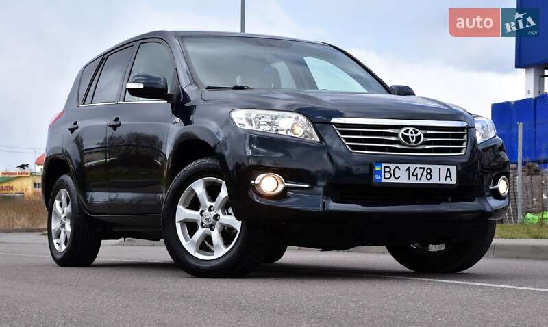 Внедорожник / Кроссовер Toyota RAV4 2010 в Дрогобыче