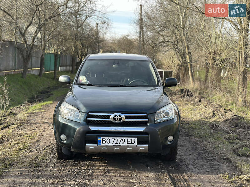 Позашляховик / Кросовер Toyota RAV4 2005 в Козові