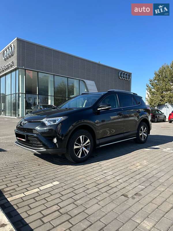 Toyota RAV4 2016