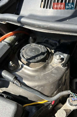 Внедорожник / Кроссовер Toyota RAV4 2009 в 