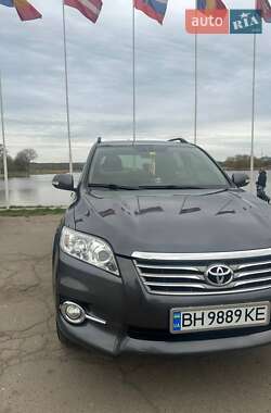 Внедорожник / Кроссовер Toyota RAV4 2010 в 