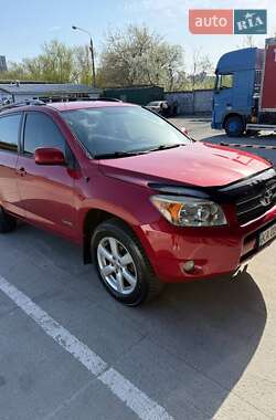 Внедорожник / Кроссовер Toyota RAV4 2006 в 