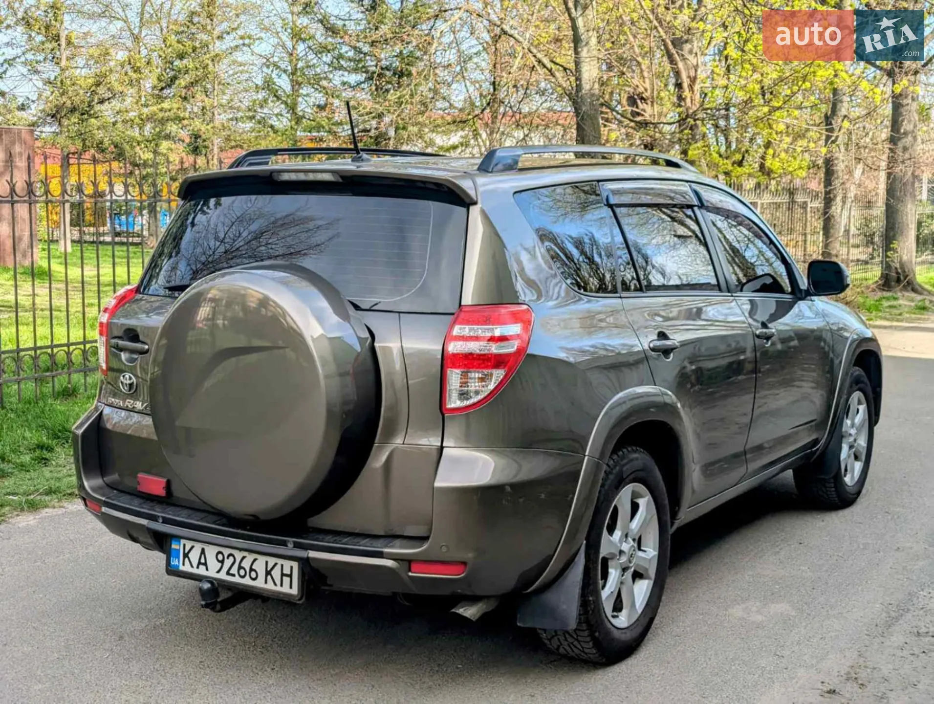 2010 Toyota RAV 4 - мініатюра 10