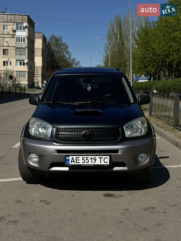 Toyota RAV4 2004