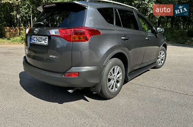 Внедорожник / Кроссовер Toyota RAV4 2013 в 
